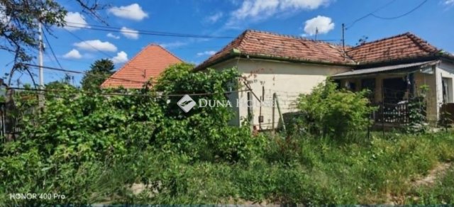 Eladó családi ház, Érden 60 M Ft, 3 szobás
