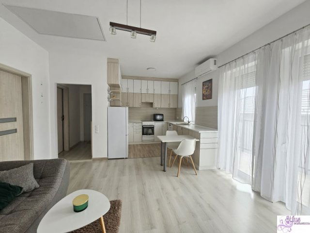 Eladó téglalakás, Vácon 67.9 M Ft, 2 szobás