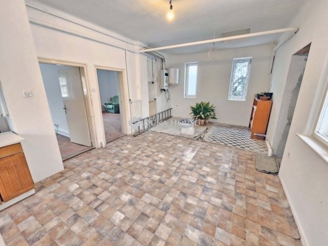 Eladó családi ház, Budapesten, XVIII. kerületben 89.98 M Ft