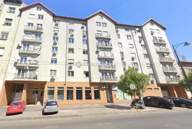 Eladó téglalakás, Budapesten, VIII. kerületben 55.9 M Ft