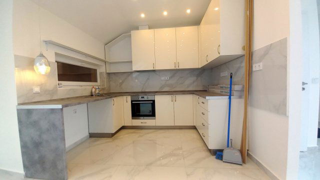 Eladó téglalakás, Budapesten, X. kerületben 105 M Ft, 2+2 szobás