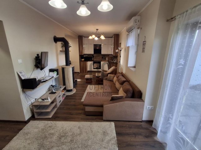 Eladó családi ház, Tápiószentmártonon 48 M Ft, 4 szobás