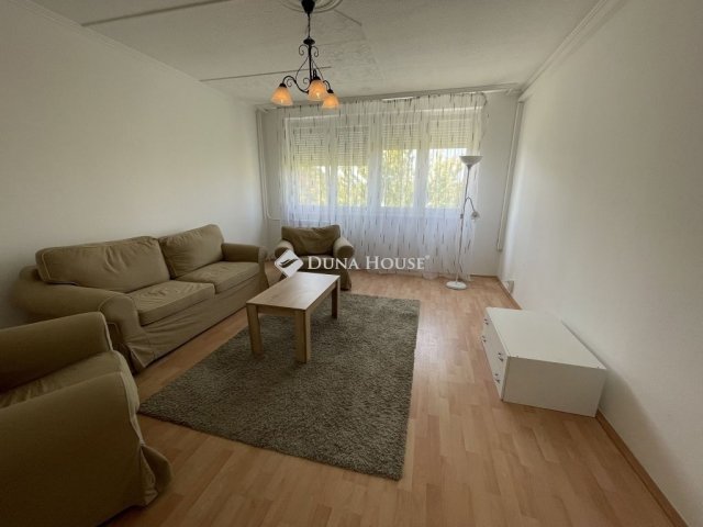 Kiadó panellakás, albérlet, Kecskeméten 145 E Ft / hó, 2 szobás