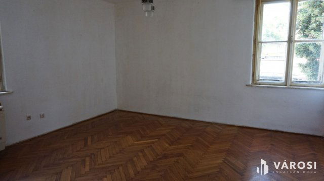Eladó téglalakás, Hódmezővásárhelyen 30 M Ft, 2 szobás