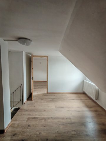 Eladó családi ház, Szegeden 75 M Ft, 4 szobás