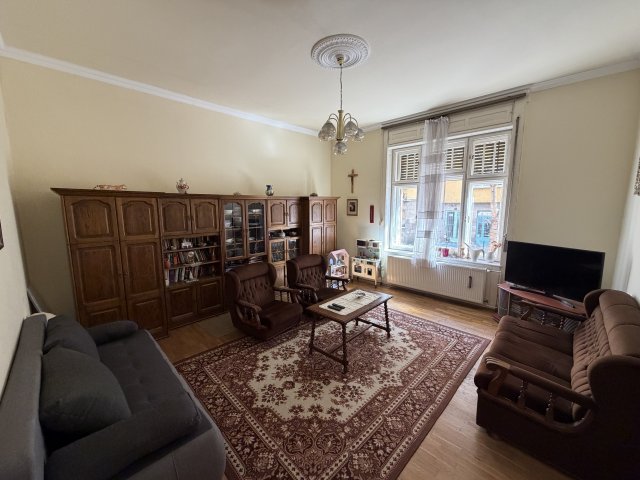 Eladó téglalakás, XIII. kerületben, Victor Hugo utcában