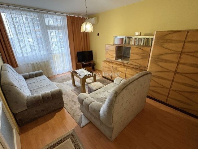 Eladó panellakás, Dunakeszin 73.5 M Ft, 3 szobás