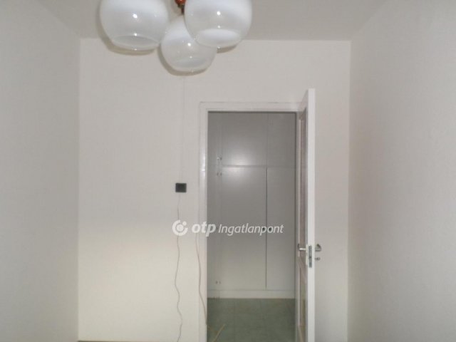 Eladó panellakás, Budapesten, XVIII. kerületben 58.9 M Ft