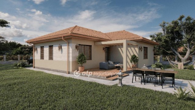 Eladó családi ház, Szombathelyen 79.845 M Ft, 3 szobás