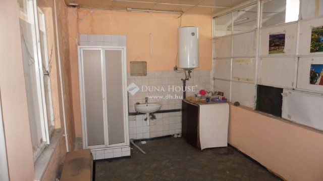 Kiadó ipari ingatlan, Zalaegerszegen 3810 E Ft / hó