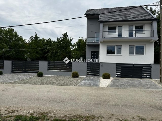 Eladó családi ház, Budapesten, XVII. kerületben 199 M Ft