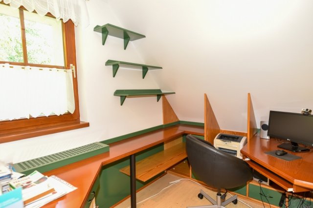 Eladó családi ház, Veszprémben 219.9 M Ft, 3+3 szobás