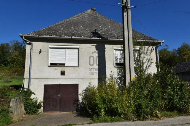 Eladó családi ház, Csapiban 24.9 M Ft, 3 szobás