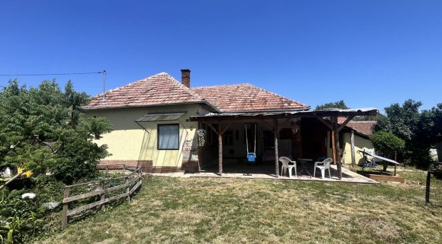 Eladó családi ház, Sarkadon 18.9 M Ft, 2 szobás