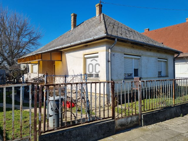 Eladó családi ház, Siófokon 49 M Ft, 3 szobás