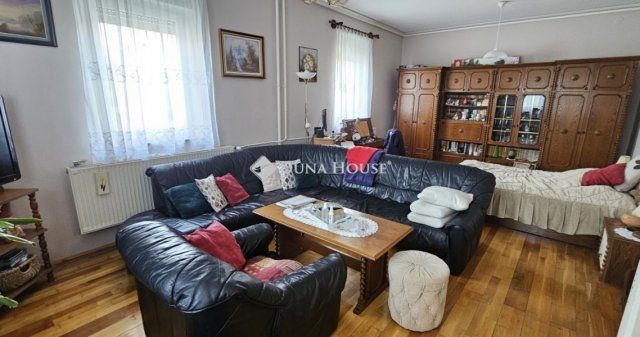 Eladó családi ház, Siklóson 105 M Ft, 3 szobás