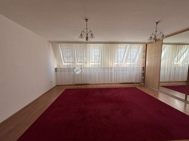 Kiadó téglalakás, albérlet, Kecskeméten 240 E Ft / hó