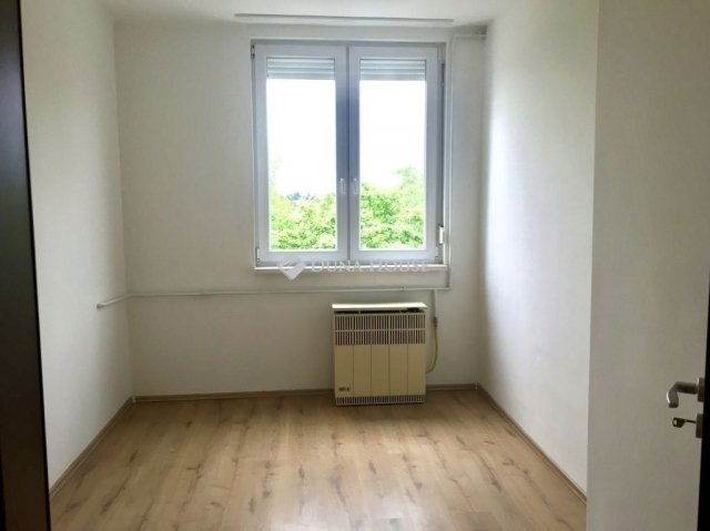 Eladó téglalakás, Budapesten, XVI. kerületben 59.9 M Ft