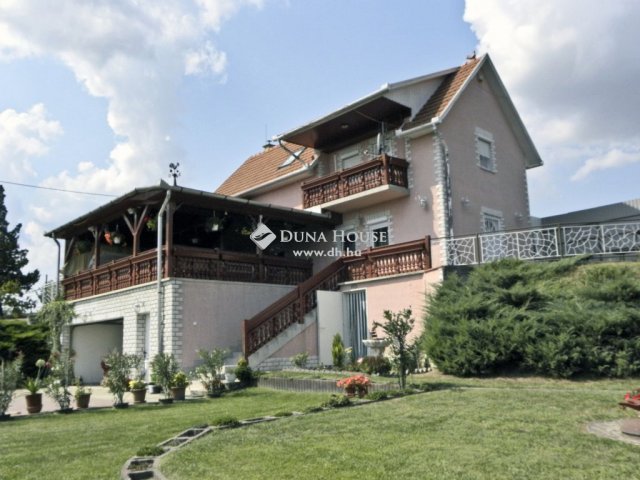 Eladó családi ház, Tápiószecsőn 118.5 M Ft, 2+2 szobás