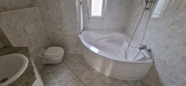 Kiadó téglalakás, albérlet, XI. kerületben, Rahó utcában