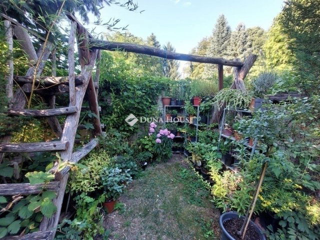 Eladó téglalakás, Budapesten, II. kerületben 83.9 M Ft, 4 szobás