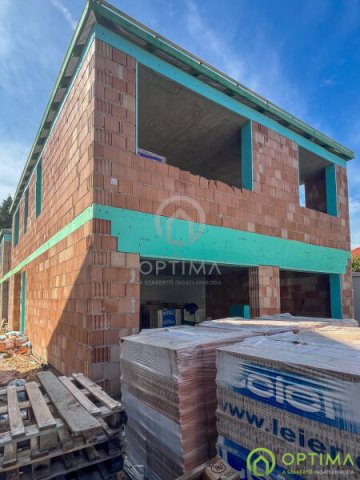 Eladó téglalakás, Budapesten, XVIII. kerületben 120.6 M Ft