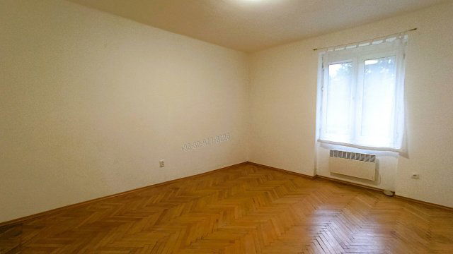 Kiadó téglalakás, albérlet, Győrött 220 E Ft / hó, 3 szobás