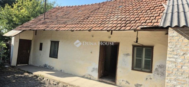 Eladó családi ház, Szegeden 11.9 M Ft, 3 szobás