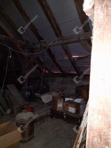 Eladó téglalakás, Keszthelyen 47 M Ft, 3 szobás