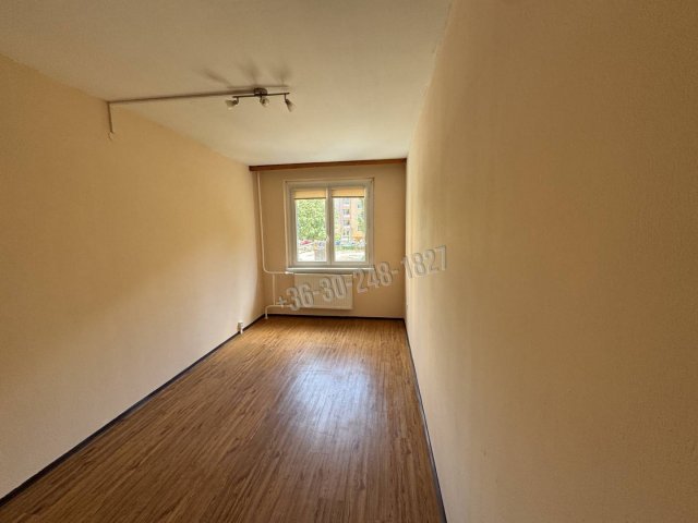 Eladó panellakás, Székesfehérvárott 50.5 M Ft, 2 szobás