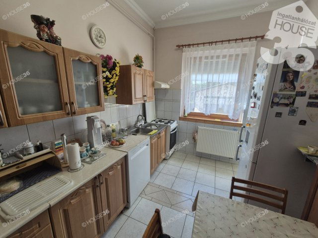 Eladó családi ház, Kecskeméten 77 M Ft, 3 szobás