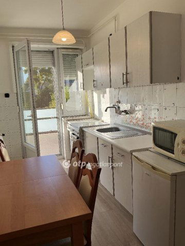 Eladó téglalakás, Nyíregyházán 59 M Ft, 3 szobás