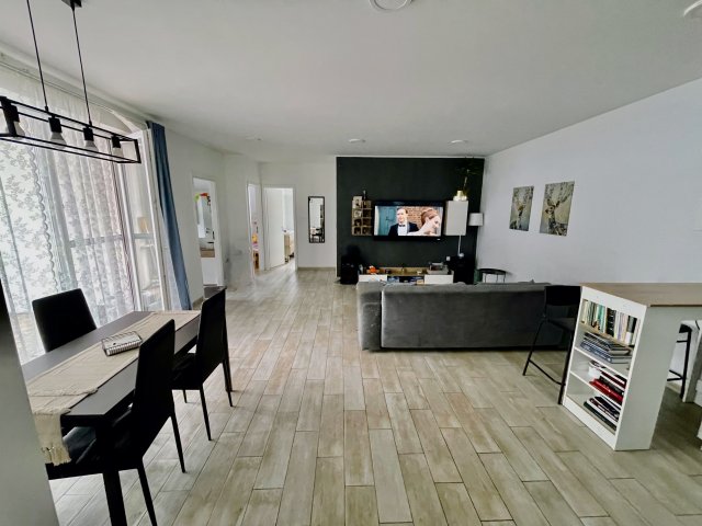 Eladó ikerház, Dabason 79.9 M Ft, 4 szobás / költözzbe.hu