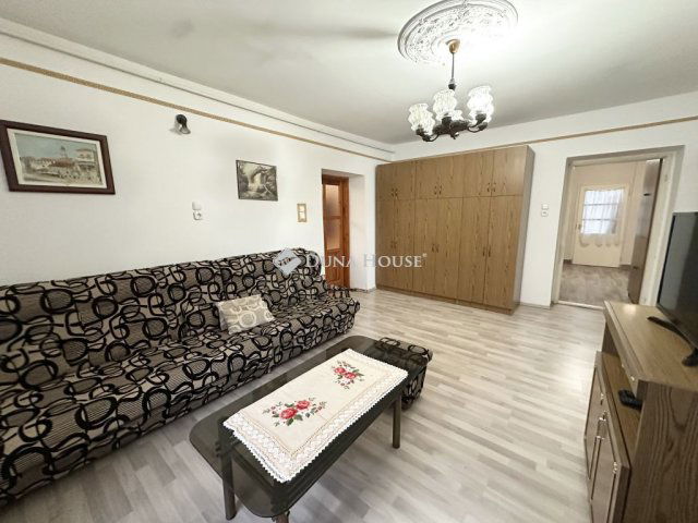 Eladó családi ház, Lakitelken 60.5 M Ft, 3 szobás