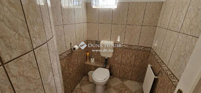 Eladó családi ház, Tápiószecsőn 118.5 M Ft, 2+2 szobás