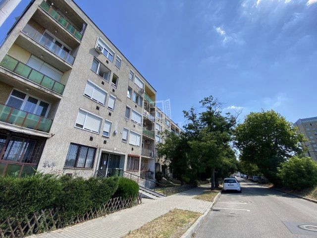 Eladó téglalakás, Budapesten, XVI. kerületben 59 M Ft, 2 szobás