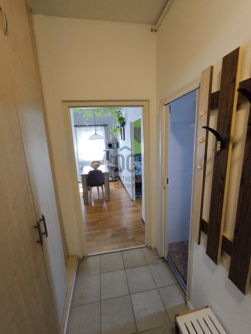 Eladó panellakás, Pécsett 43.6 M Ft, 2 szobás