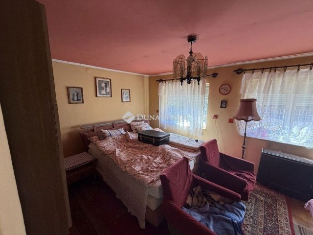 Eladó családi ház, Kecskeméten 79.9 M Ft, 6 szobás