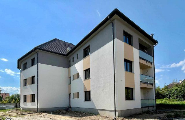 Eladó téglalakás, Sárváron, Árpád utcában 63.148 M Ft