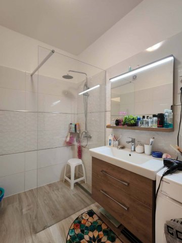 Eladó téglalakás, Nyíregyházán 62.999 M Ft, 2 szobás