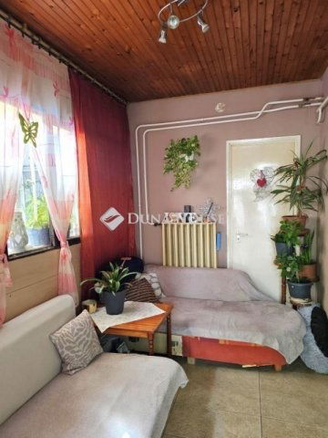 Eladó családi ház, Bólyban 29.9 M Ft, 2 szobás