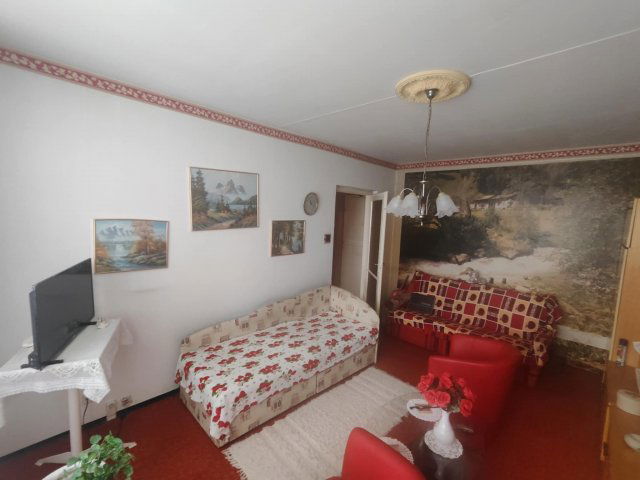 Eladó panellakás, Szegeden 45.9 M Ft, 1+1 szobás