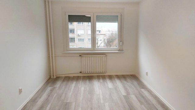 Eladó panellakás, Budapesten, III. kerületben 73.5 M Ft, 2 szobás