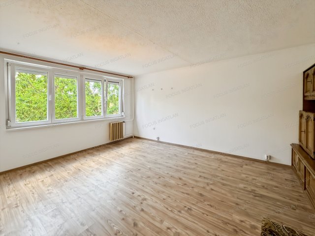 Kiadó panellakás, albérlet, Kecskeméten 140 E Ft / hó, 2 szobás