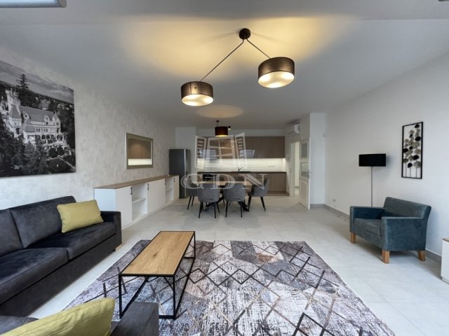 Kiadó téglalakás, albérlet, Székesfehérvárott 390 E Ft / hó