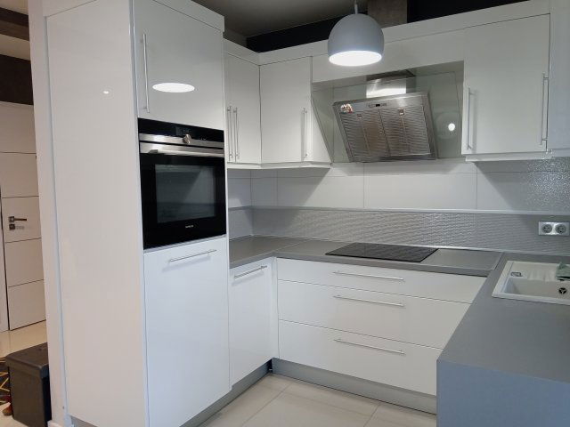 Eladó téglalakás, Vácrátóton 89.9 M Ft, 3 szobás