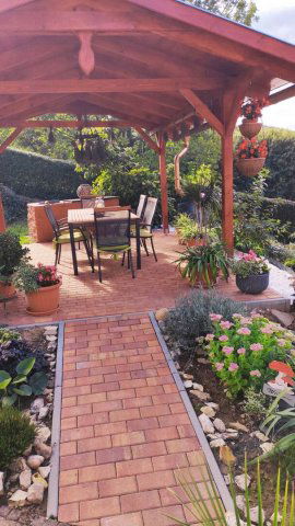 Eladó családi ház, Zalakaroson 130 M Ft, 5 szobás