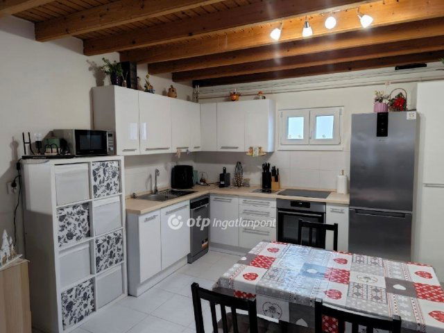 Eladó sorház, Szigethalmon 60.9 M Ft, 3 szobás