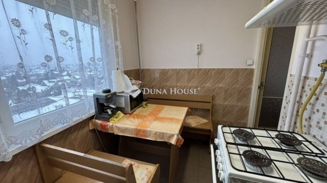 Eladó panellakás, Budapesten, XV. kerületben 71 M Ft, 4 szobás