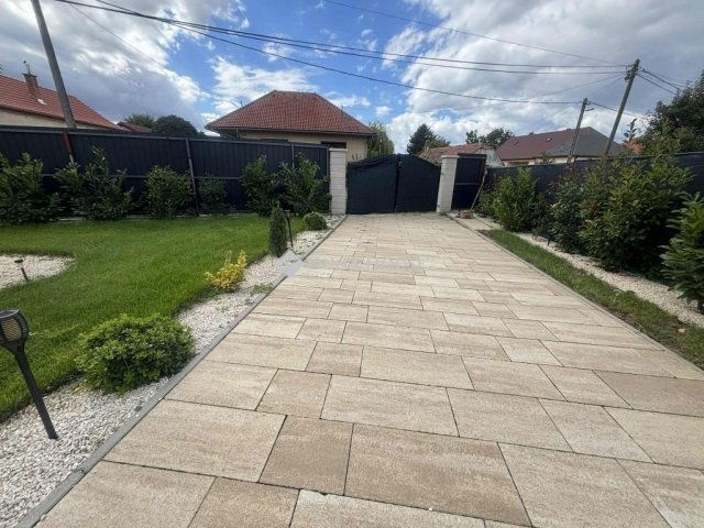 Eladó családi ház, Pellérden 159 M Ft, 4 szobás